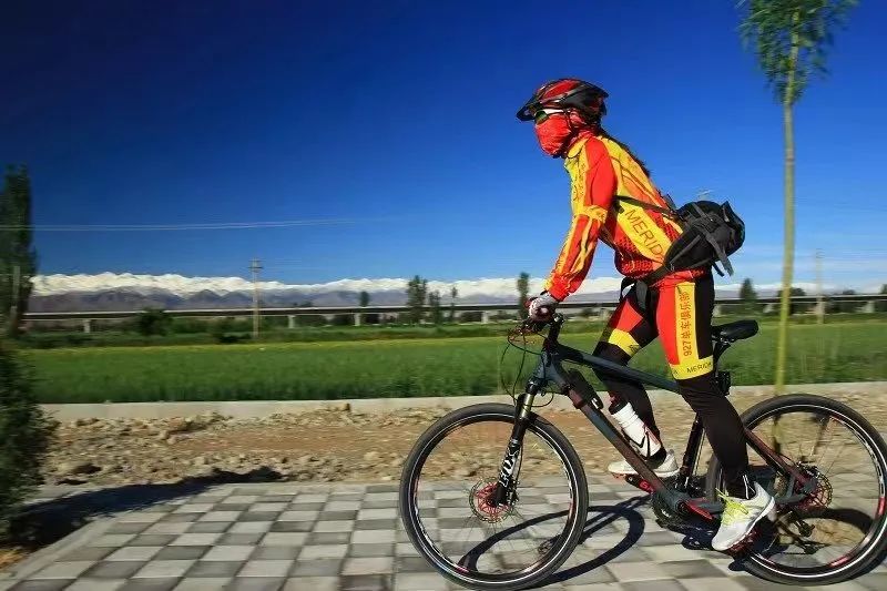 房地产副总的plan B，女强人的卖货杀手锏