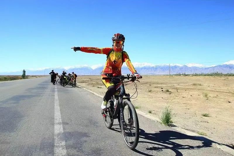 房地产副总的plan B，女强人的卖货杀手锏