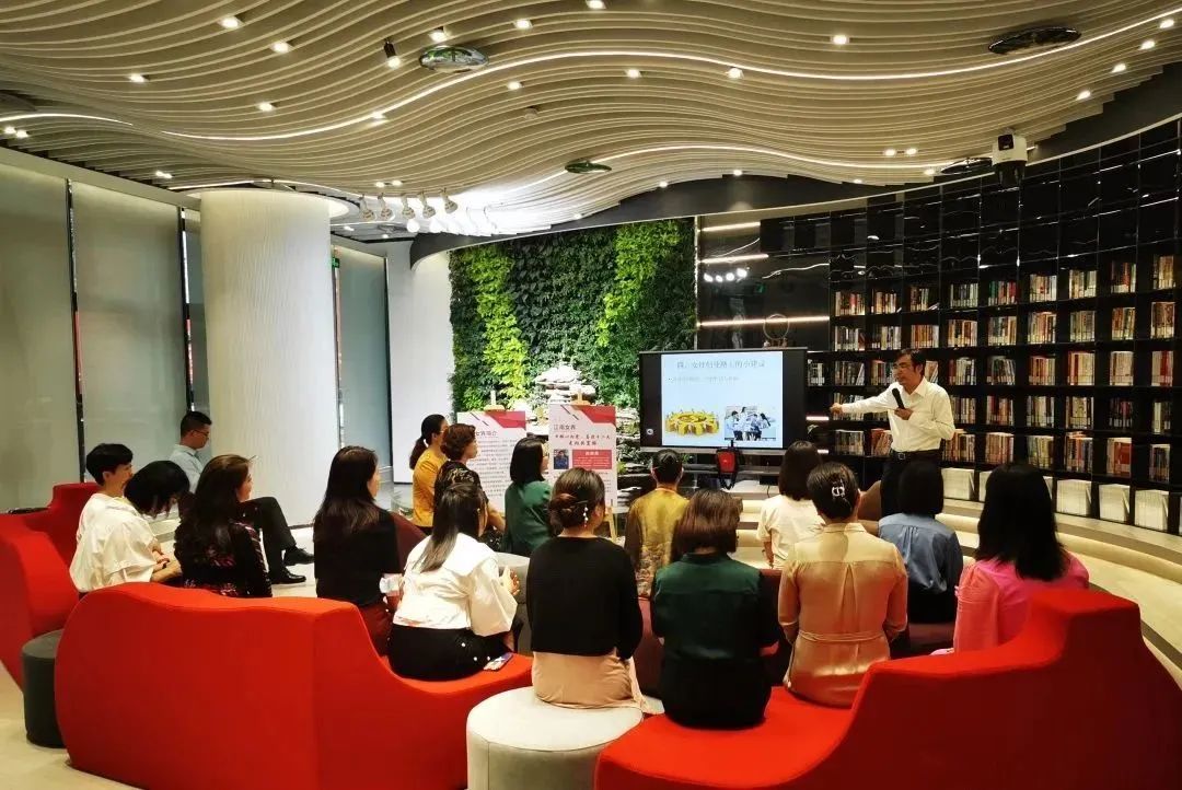 身家超千万的实体企业家，也在微信群做副业！