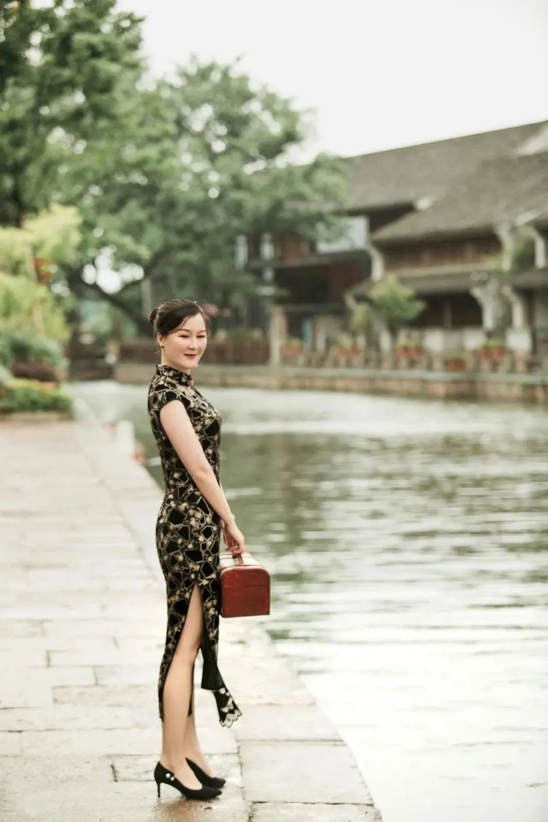 身家超千万的实体企业家，也在微信群做副业！